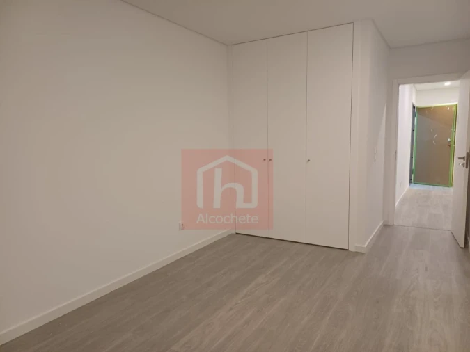 Apartamento T5 para Venda em Montijo e Afonsoeiro Foto 4