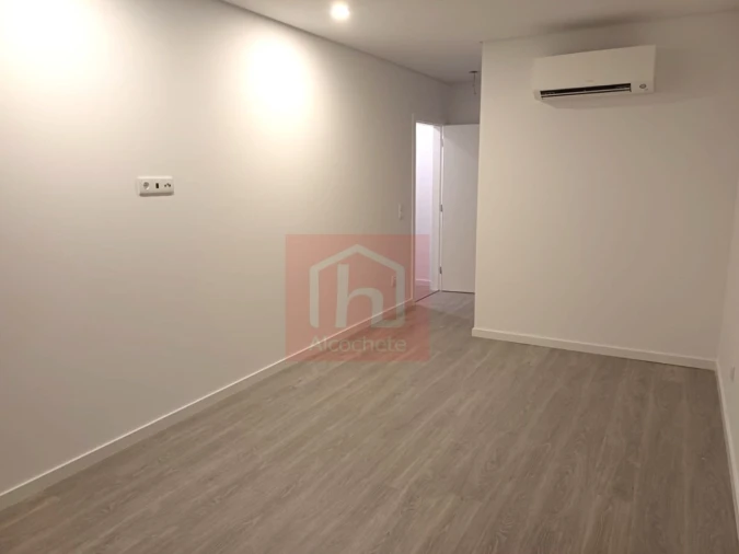 Apartamento T5 para Venda em Montijo e Afonsoeiro Foto 6
