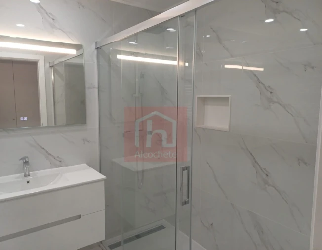 Apartamento T5 para Venda em Montijo e Afonsoeiro Foto 10