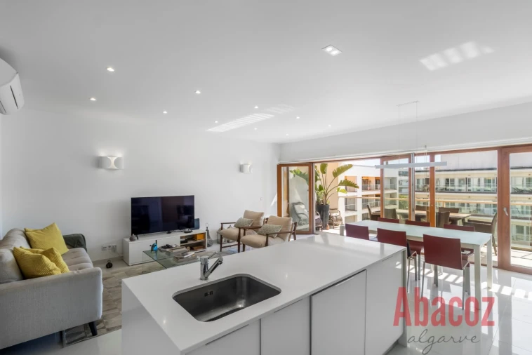 Apartamento T2 para Venda em Lagos (São Sebastião e Santa Maria) Foto 2