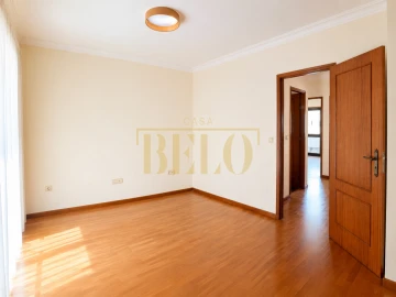 Moradia T3 para Venda em Milheiros
