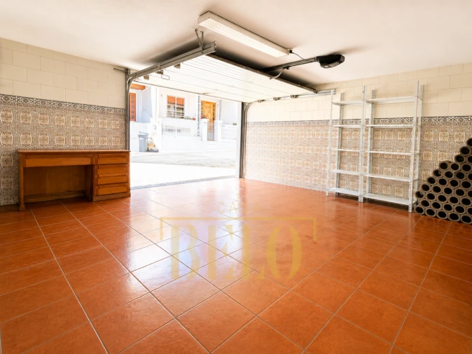 Moradia T3 para Venda em Milheiros Foto 31