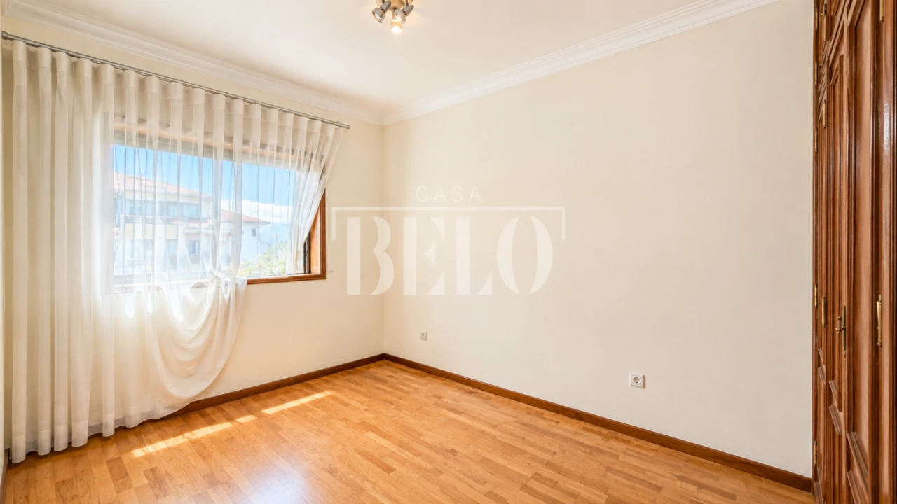 Moradia T3 para Venda em Milheiros Foto 45