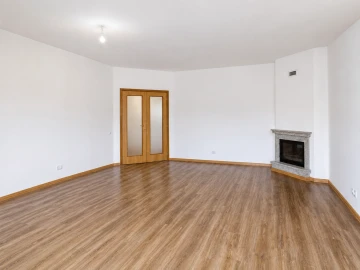 Apartamento T3 para Venda em Grijó e Sermonde