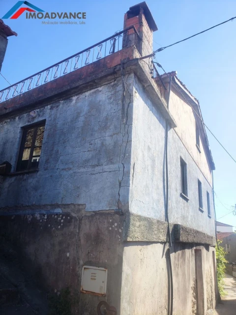 Moradia T5 para Venda em Figueira de Lorvão