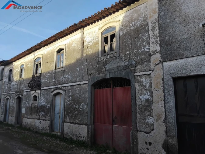 Moradia T6 para Venda em Figueira de Lorvão Foto 2