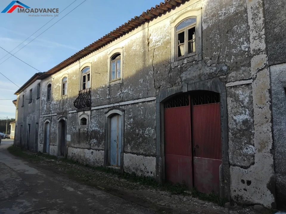 Moradia T6 para Venda em Figueira de Lorvão Foto 4
