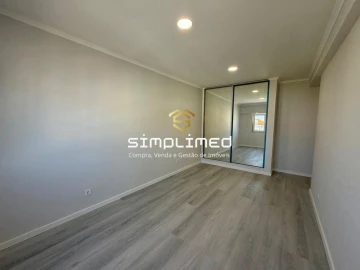 Apartamento T4 para Venda em Amora