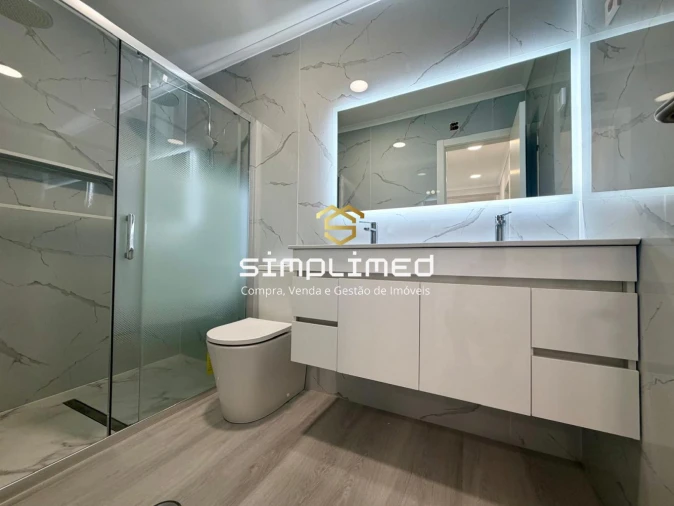 Apartamento T4 para Venda em Amora Foto 17