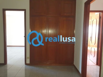 Apartamento T4 para Venda em Santa Marinha e São Pedro da Afurada