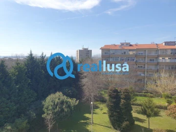 Apartamento T4 para Venda em Santa Marinha e São Pedro da Afurada
