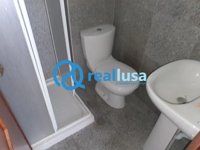 Apartamento T4 para Venda em Santa Marinha e São Pedro da Afurada Foto 18