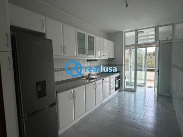 Apartamento T2 para Venda em Cidade da Maia