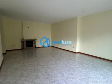 Apartamento T2 para Venda em Cidade da Maia