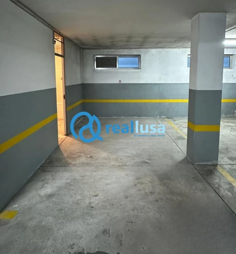 Apartamento T2 para Venda em Cidade da Maia