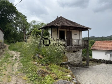 Moradia T3 para Venda em Couto de Baixo e Couto de Cima