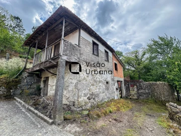 Moradia T3 para Venda em Couto de Baixo e Couto de Cima