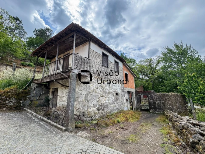 Moradia T3 para Venda em Couto de Baixo e Couto de Cima Foto 17