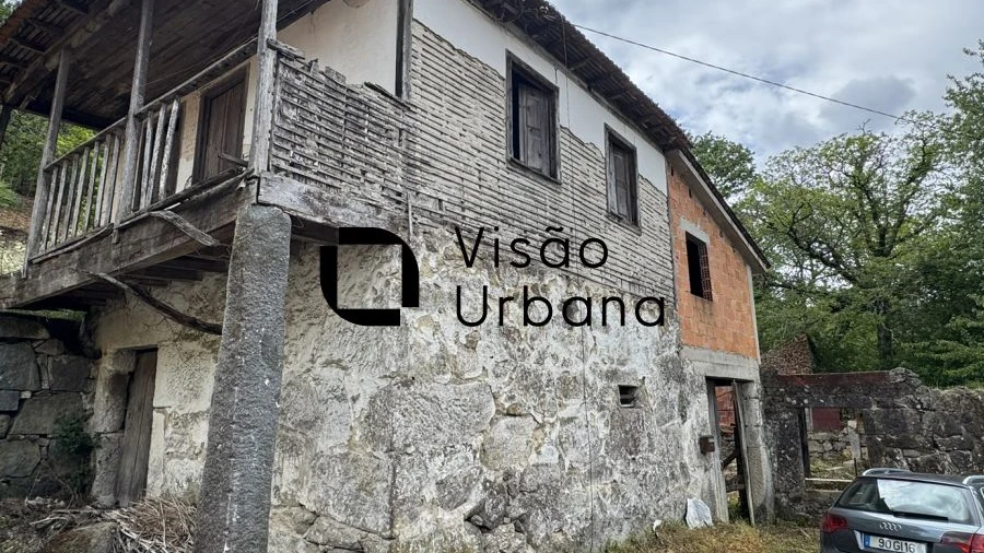 Moradia T3 para Venda em Couto de Baixo e Couto de Cima