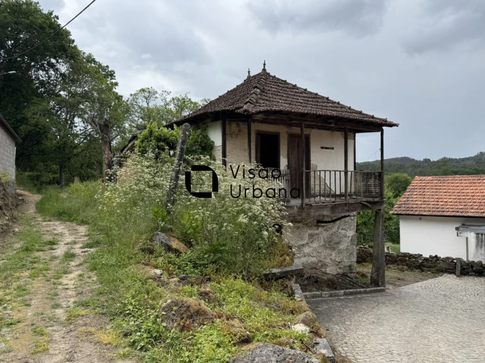 Moradia T3 para Venda em Couto de Baixo e Couto de Cima Foto 2