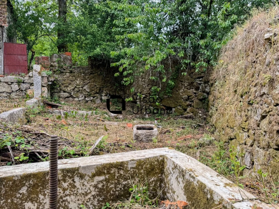 Moradia T3 para Venda em Couto de Baixo e Couto de Cima Foto 28