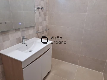 Loja para Arrendamento em Viseu