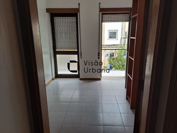 Loja para Arrendamento em Viseu Foto 2