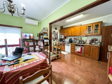 Apartamento T2 para Venda em Abraveses