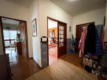 Apartamento T2 para Venda em Abraveses