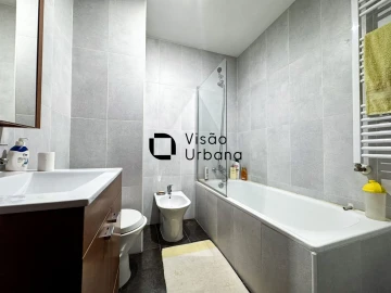 Apartamento T2 para Venda em Abraveses