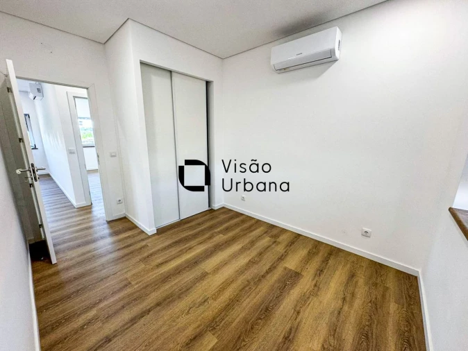 Apartamento T2 para Venda em Campo Foto 13