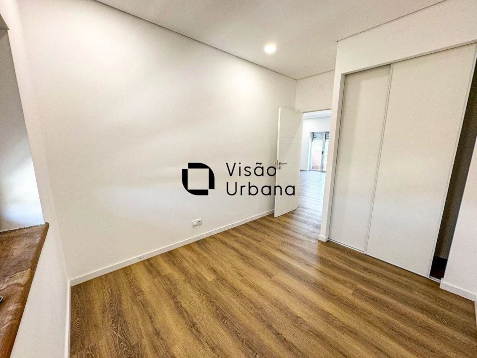 Apartamento T2 para Venda em Campo Foto 12