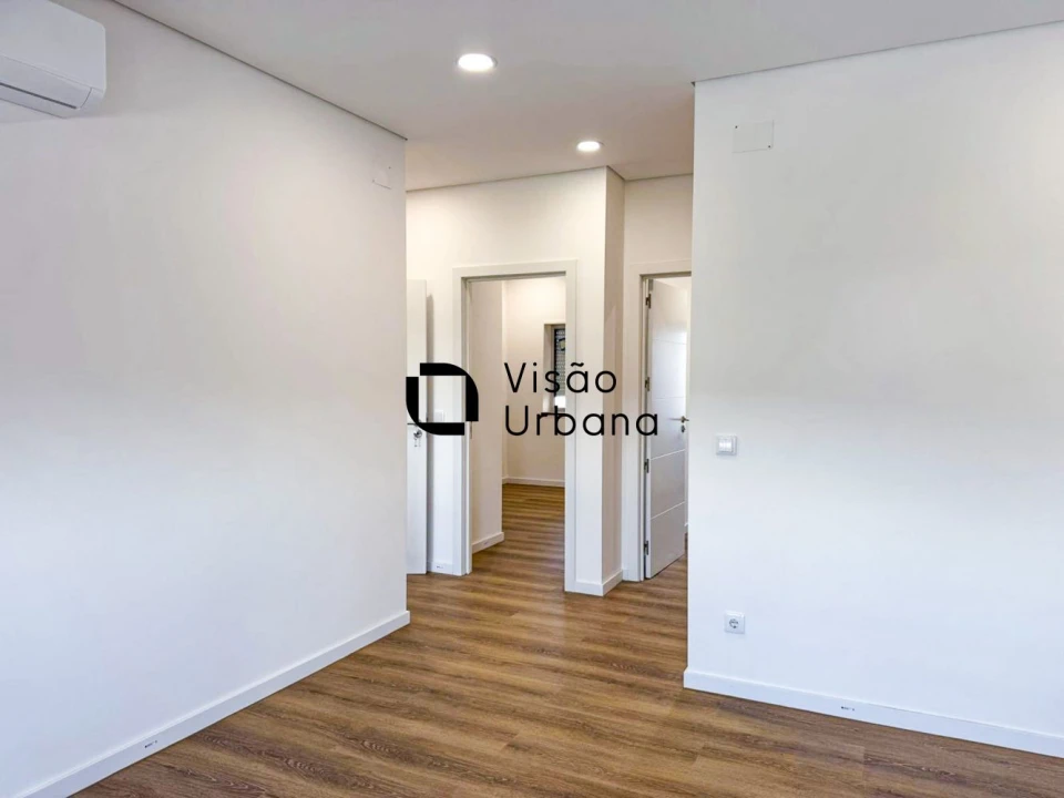 Apartamento T2 para Venda em Campo Foto 14