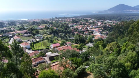 Moradia T3 para Venda em Moledo e Cristelo