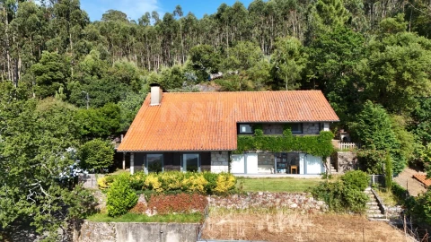 Moradia T3 para Venda em Moledo e Cristelo