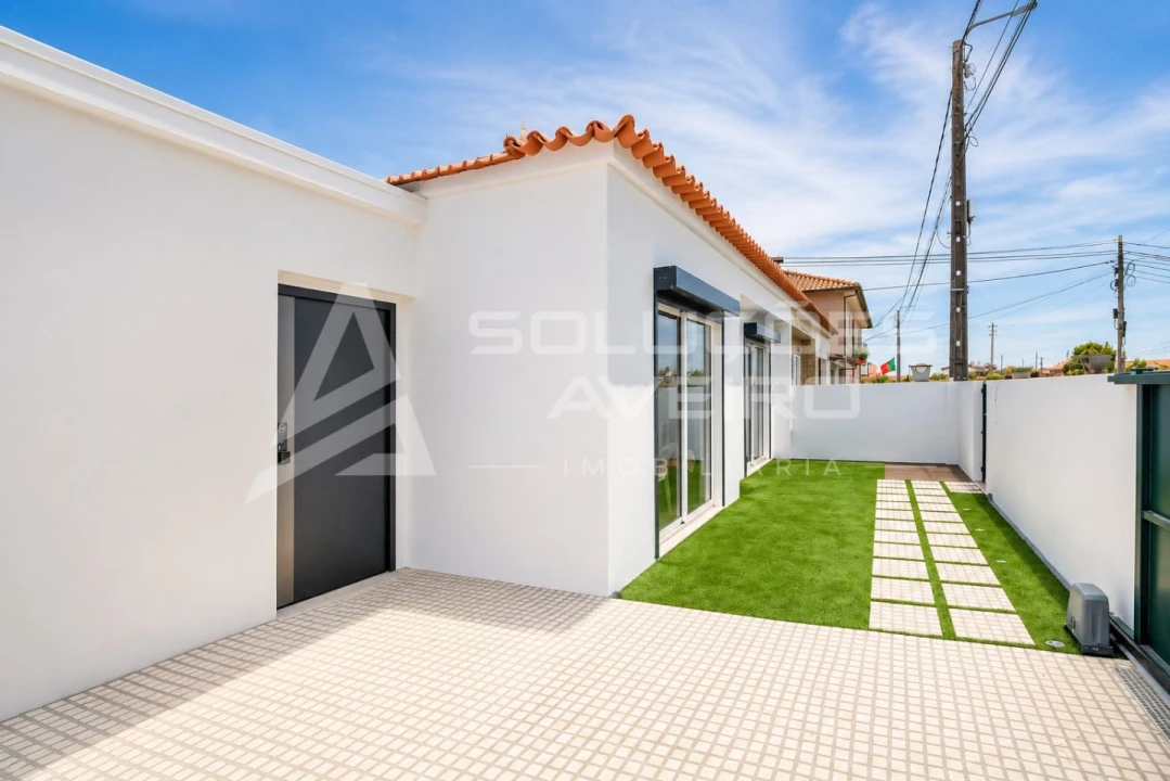 Moradia T3 para Venda em Esgueira Foto 1