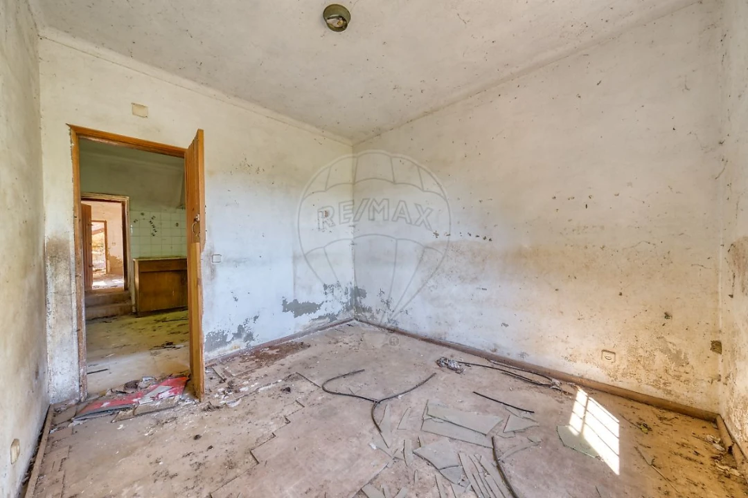 Moradia T3 para Venda em Marvila, Ribeira Santarém, São Salvador, São Nicolau Foto 48