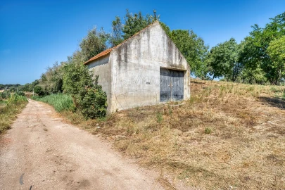 Moradia T3 para Venda em Marvila, Ribeira Santarém, São Salvador, São Nicolau