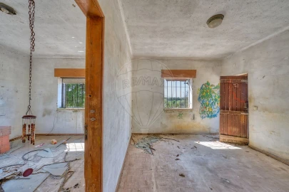 Moradia T3 para Venda em Marvila, Ribeira Santarém, São Salvador, São Nicolau