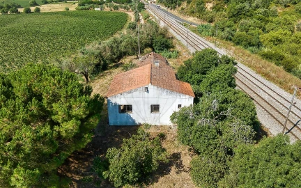 Moradia T3 para Venda em Marvila, Ribeira Santarém, São Salvador, São Nicolau