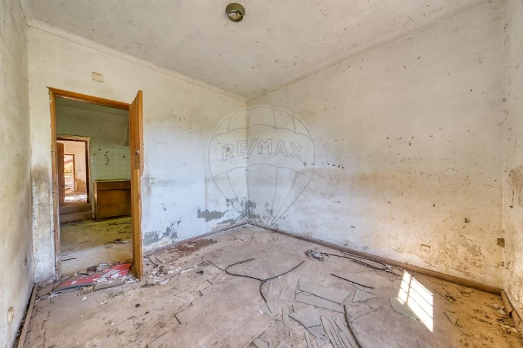 Moradia T3 para Venda em Marvila, Ribeira Santarém, São Salvador, São Nicolau Foto 48