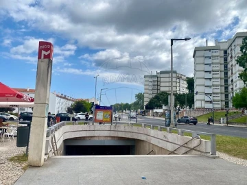 Apartamento T3 para Venda em Olivais