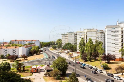 Apartamento T3 para Venda em Olivais