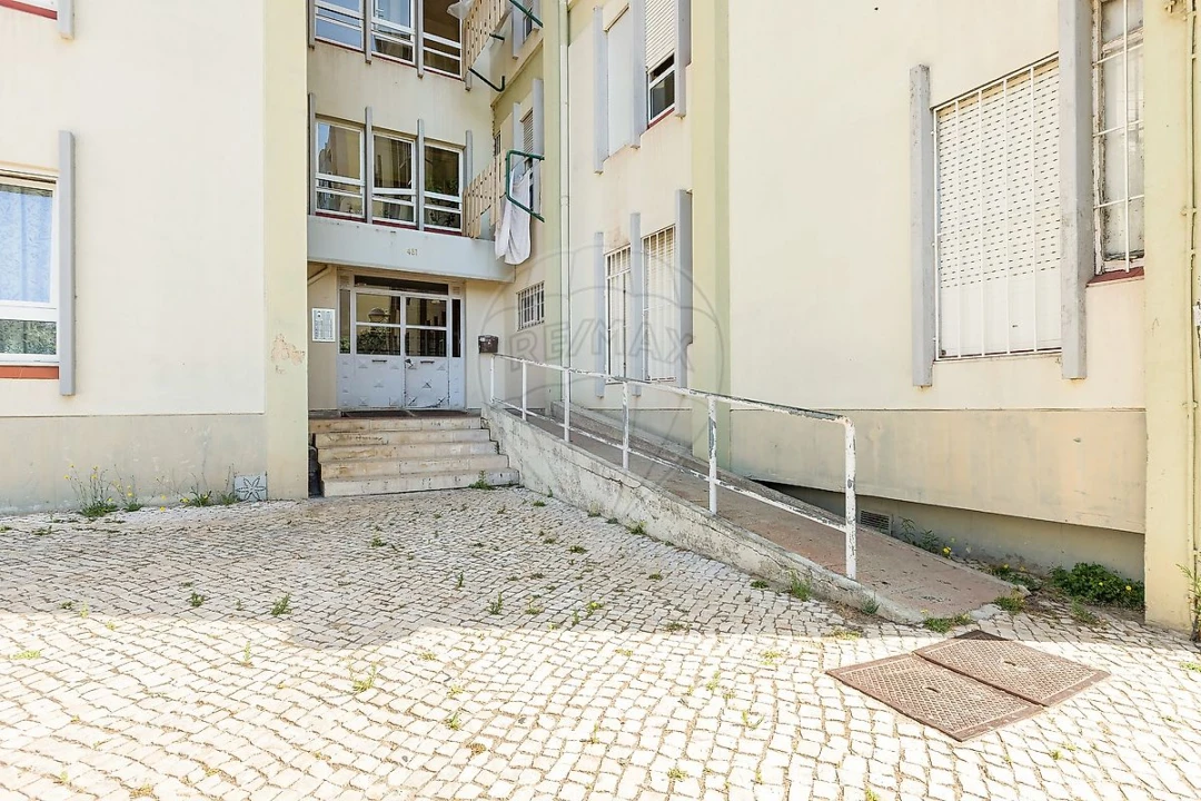 Apartamento T3 para Venda em Olivais Foto 4