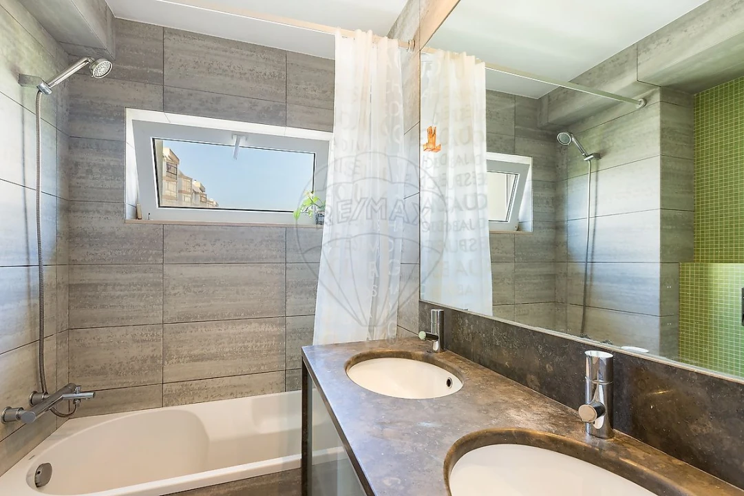 Apartamento T3 para Venda em Olivais Foto 9