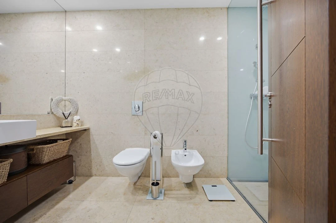 Apartamento T3 para Venda em Santa Marinha e São Pedro da Afurada Foto 27