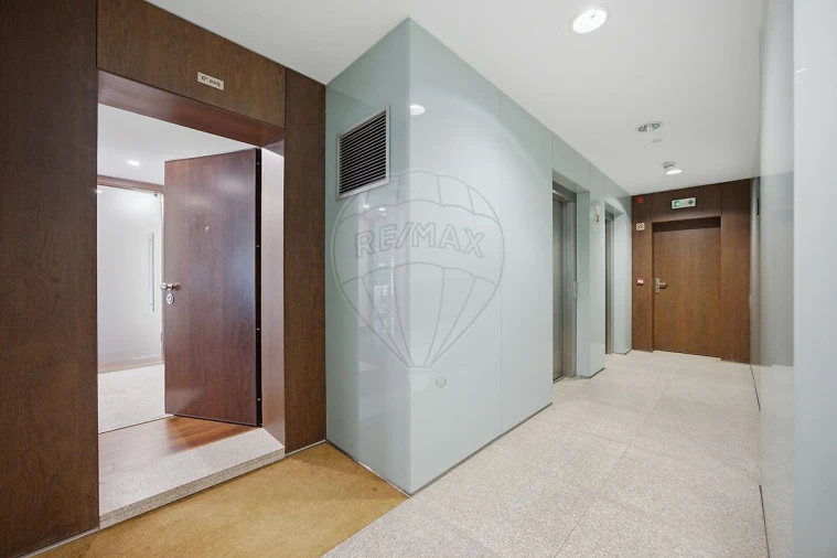 Apartamento T3 para Venda em Santa Marinha e São Pedro da Afurada Foto 39