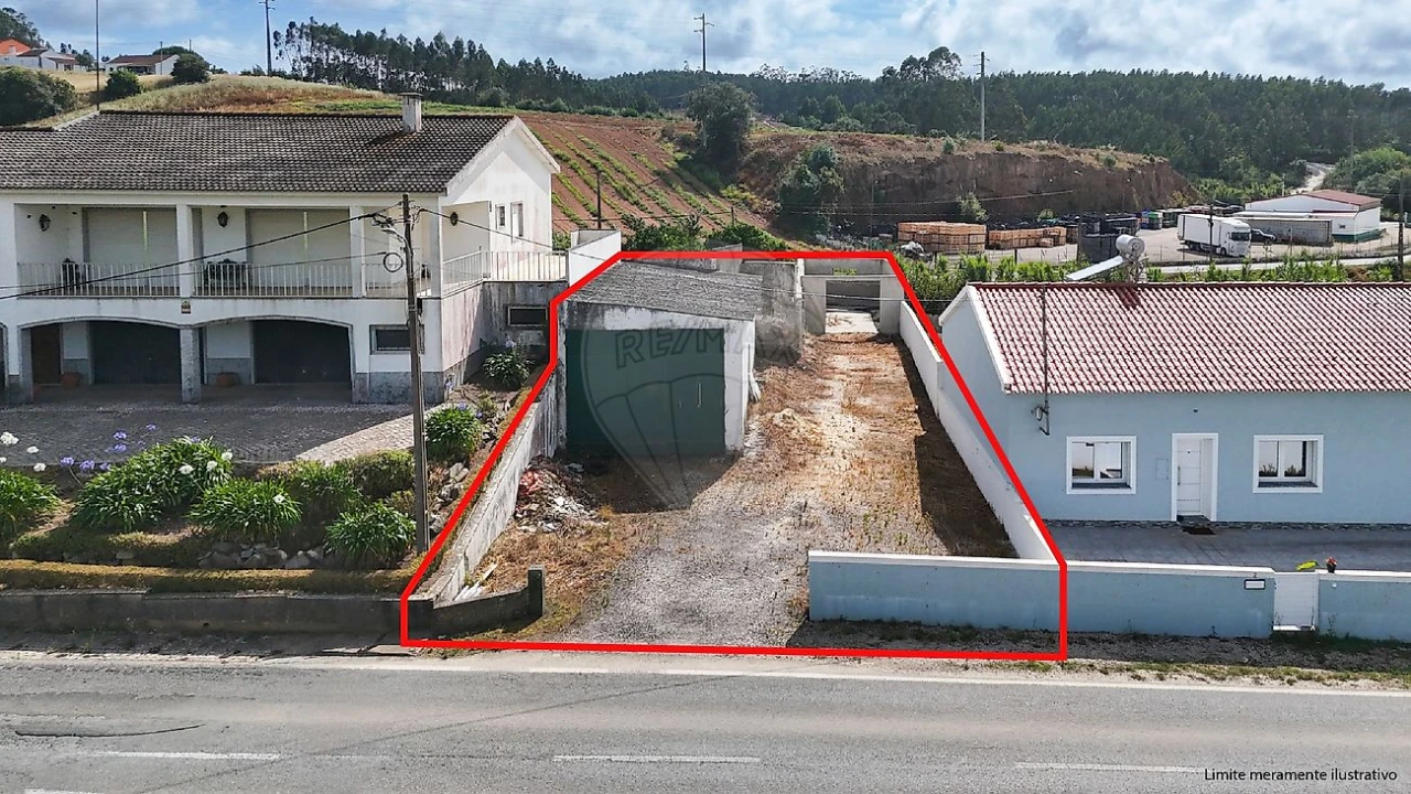 Armazém para Venda em Miragaia e Marteleira Foto 4
