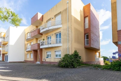 Apartamento T3 para Venda em Campelos e Outeiro da Cabeça