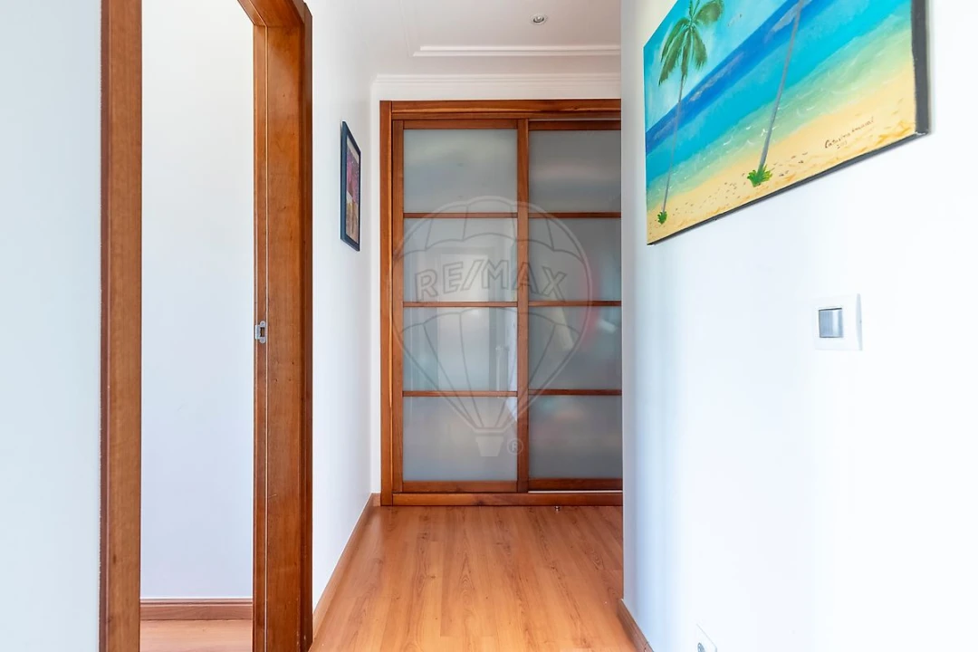 Apartamento T3 para Venda em Campelos e Outeiro da Cabeça Foto 20